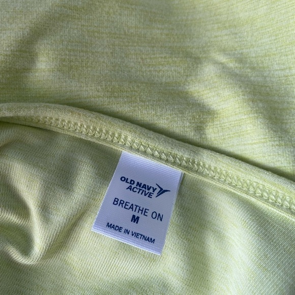 NWT Breathable On Cross Front V -Neck Romper 3.5 inseam-Medium - Picture 4 of 5